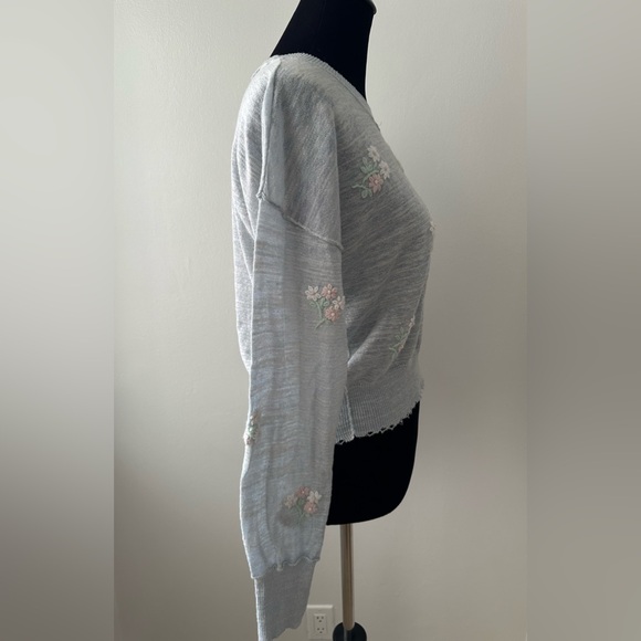 🦋WILDFOX Sweater - Picture 7 of 10